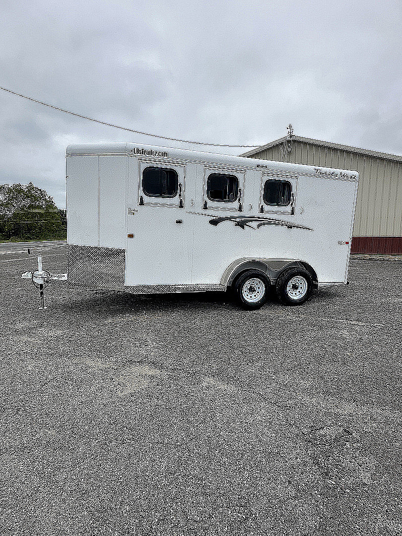 New 2026 Trails West Adventure II MX-3 Horse Horse Trailer