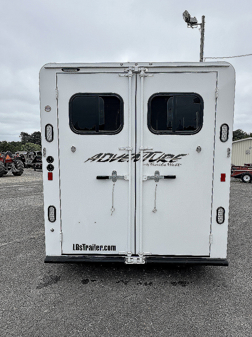 New 2026 Trails West Adventure II MX-3 Horse Horse Trailer