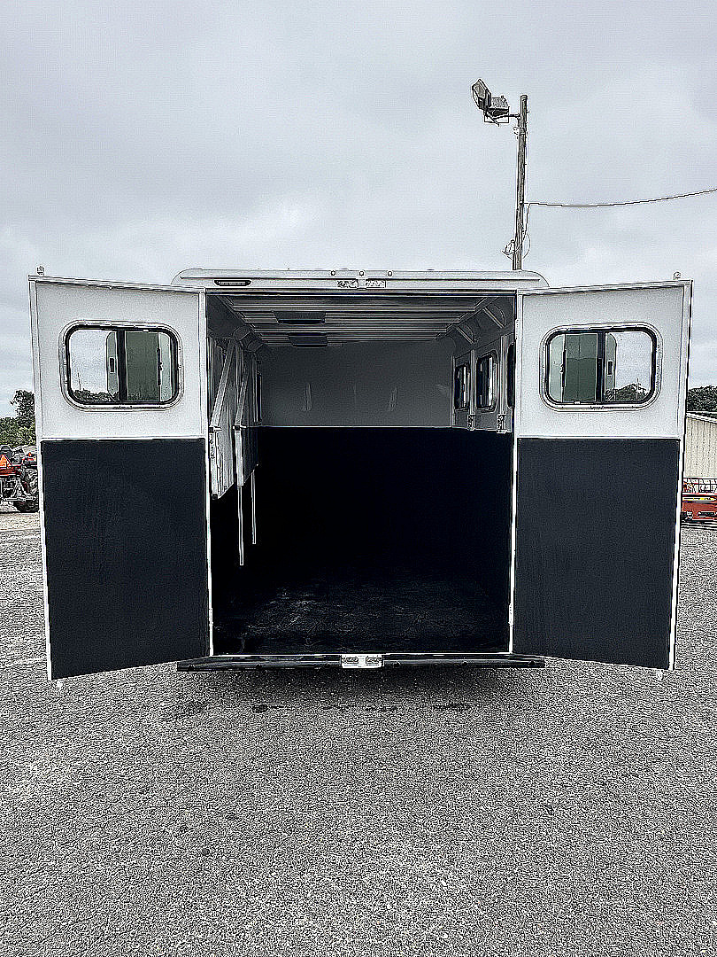 New 2026 Trails West Adventure II MX-3 Horse Horse Trailer