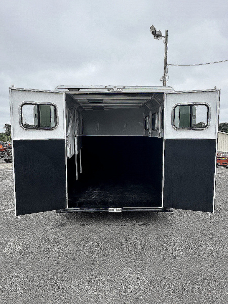 New 2026 Trails West Adventure II MX-3 Horse Horse Trailer