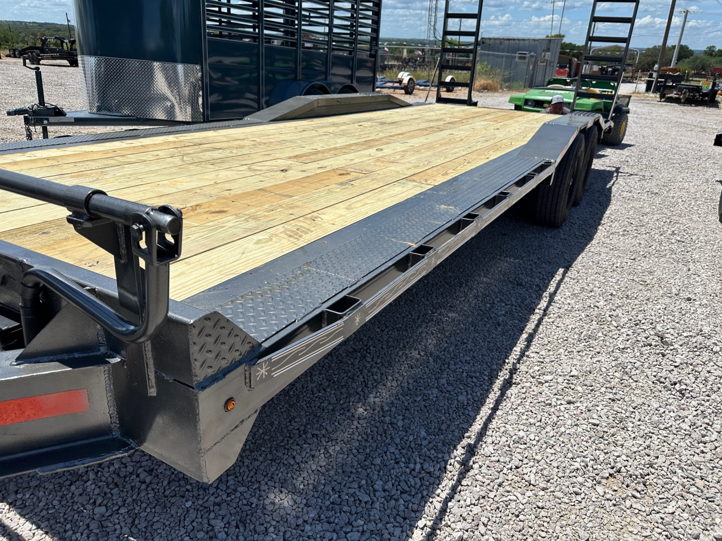 New 2025 Triple R - 102"x24' - Drive Over Fender Trailer - SUR
