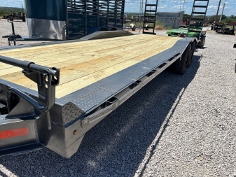 New 2025 Triple R - 102"x24' - Drive Over Fender Trailer - SUR