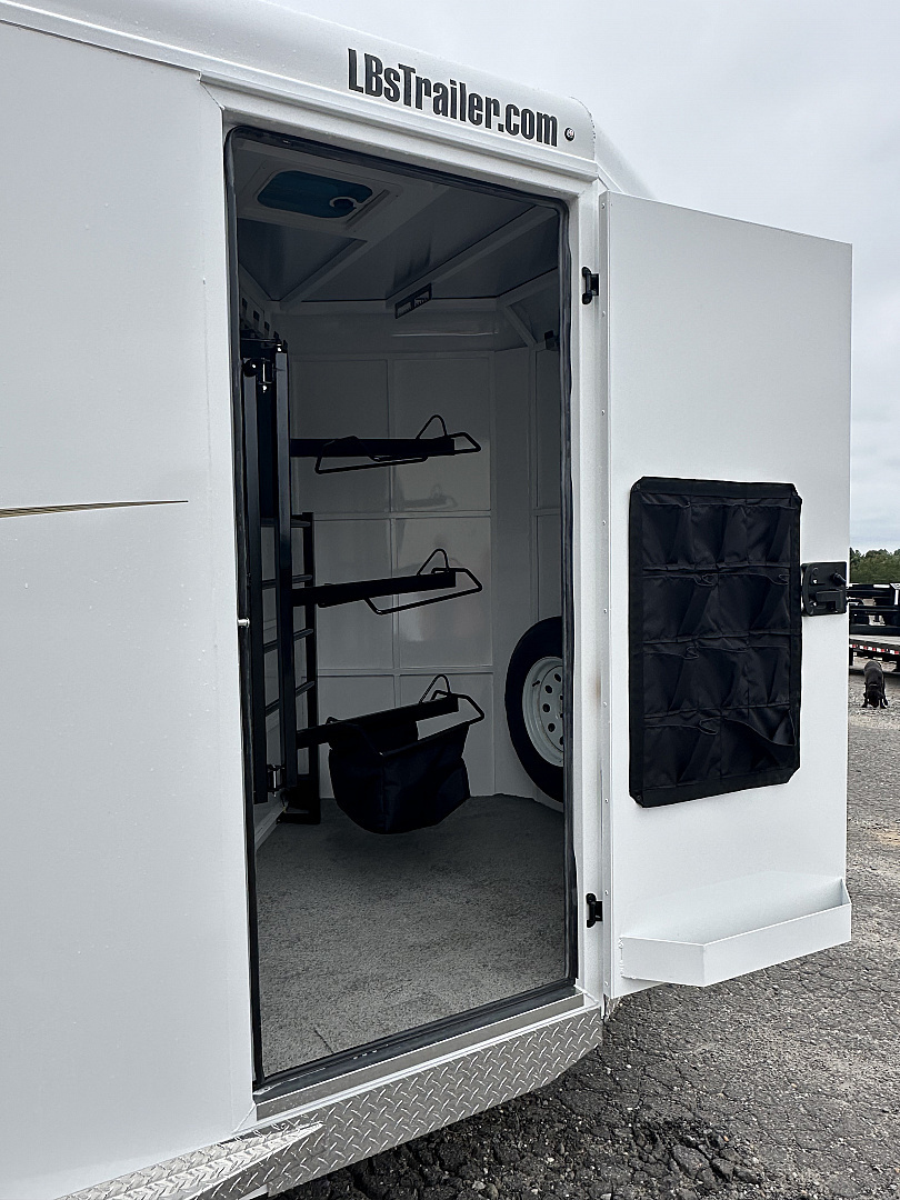 New 2026 Trails West Adventure II MX-3 Horse Horse Trailer