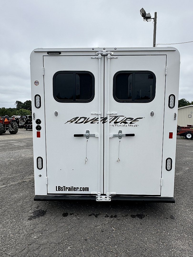 New 2026 Trails West Adventure II MX-3 Horse Horse Trailer