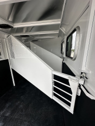 New 2026 Trails West Adventure II MX-3 Horse Horse Trailer