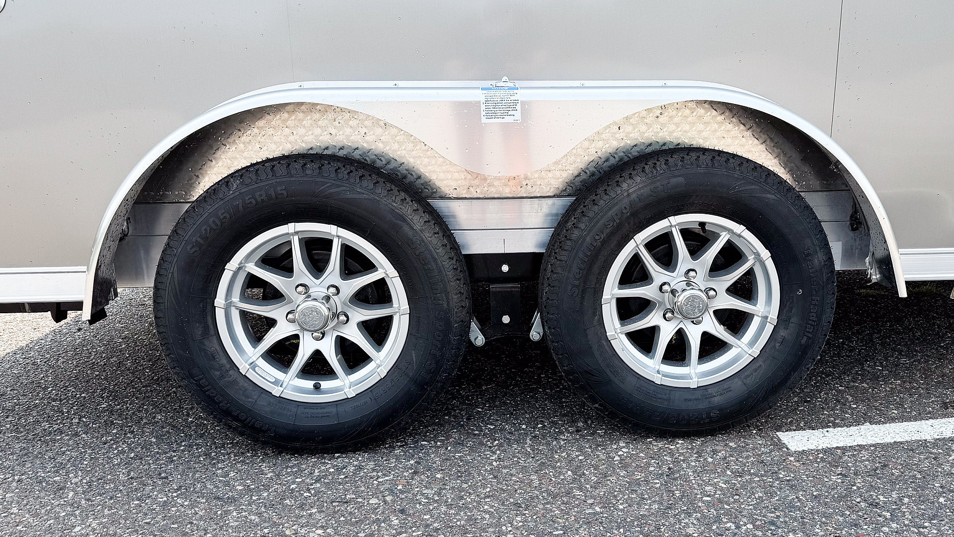 New Lightning 7.5x14 Aluminum Enclosed Trailer - Rear ramp door!