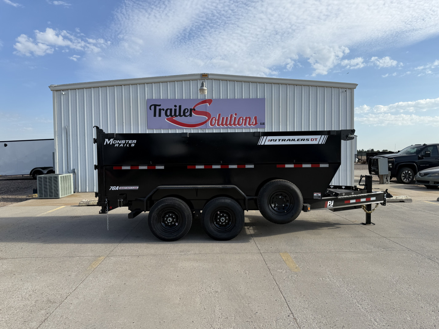 New 2026 PJ TRAILERS 83" x 14' DT Dump Trailer 48" Sides