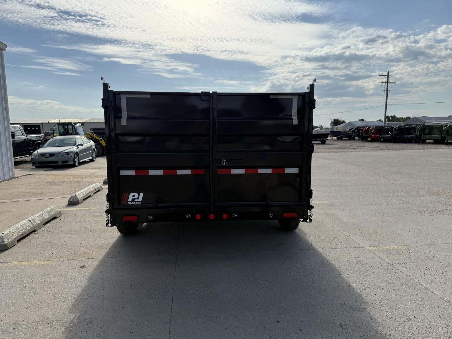 New 2026 PJ TRAILERS 83" x 14' DT Dump Trailer 48" Sides