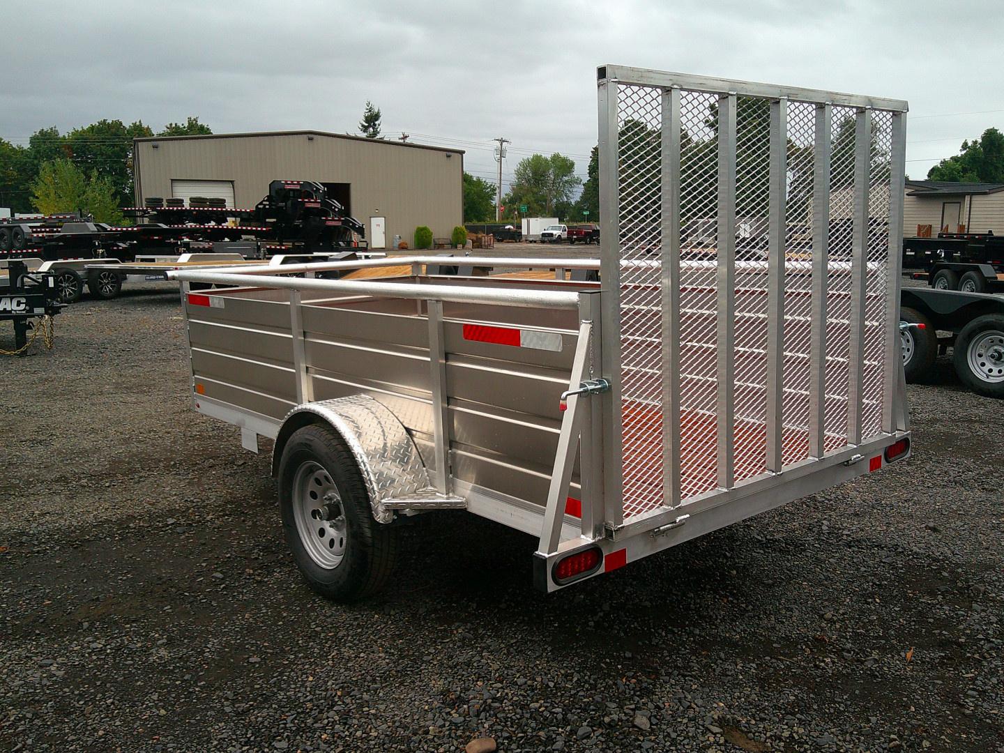 New BLOWOUT SALE! 2025 Eagle 5x10 Aluminum 3K Utility Trailer