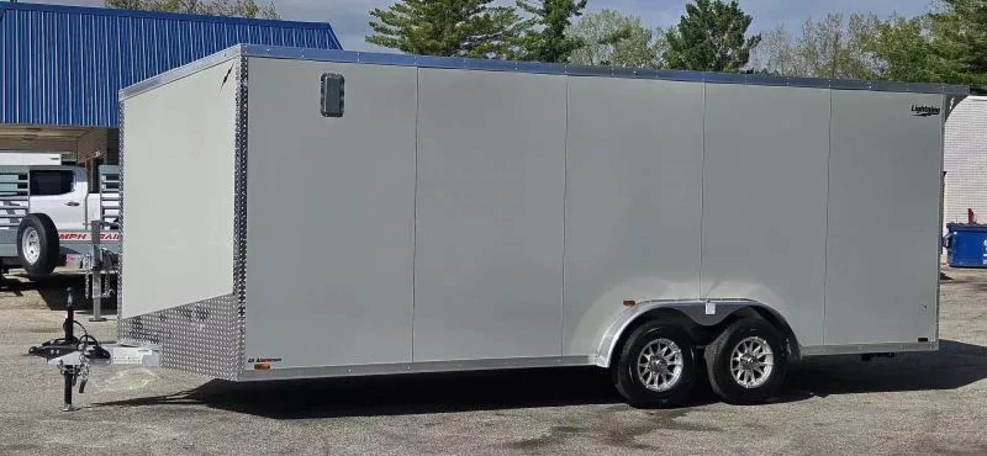 New 7.5 X 20' CARGO ENCLOSED 5200# AXLES ALL ALUMINUM 2025 LIGHTNING