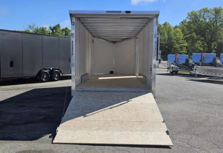 New 7.5 X 20' CARGO ENCLOSED 5200# AXLES ALL ALUMINUM 2025 LIGHTNING