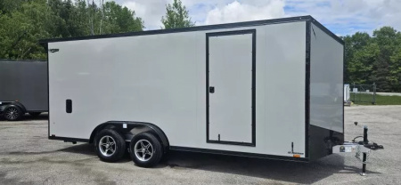 New 7.5 X 18 CARGO ENCLOSED ALL ALUMINUM 2025 LIGHTNING POLYCOR EXTERIOR