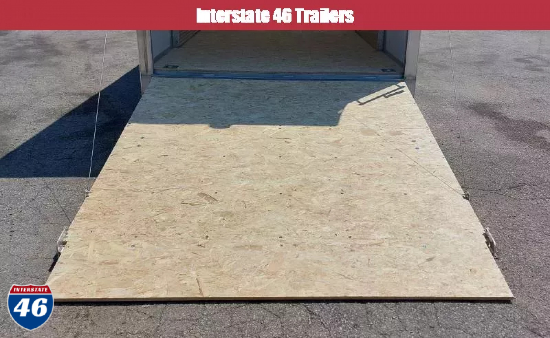 New 7.5 X 18 CARGO ENCLOSED ALL ALUMINUM 2025 TANDEM AXLE POLYCOR EXTERIOR