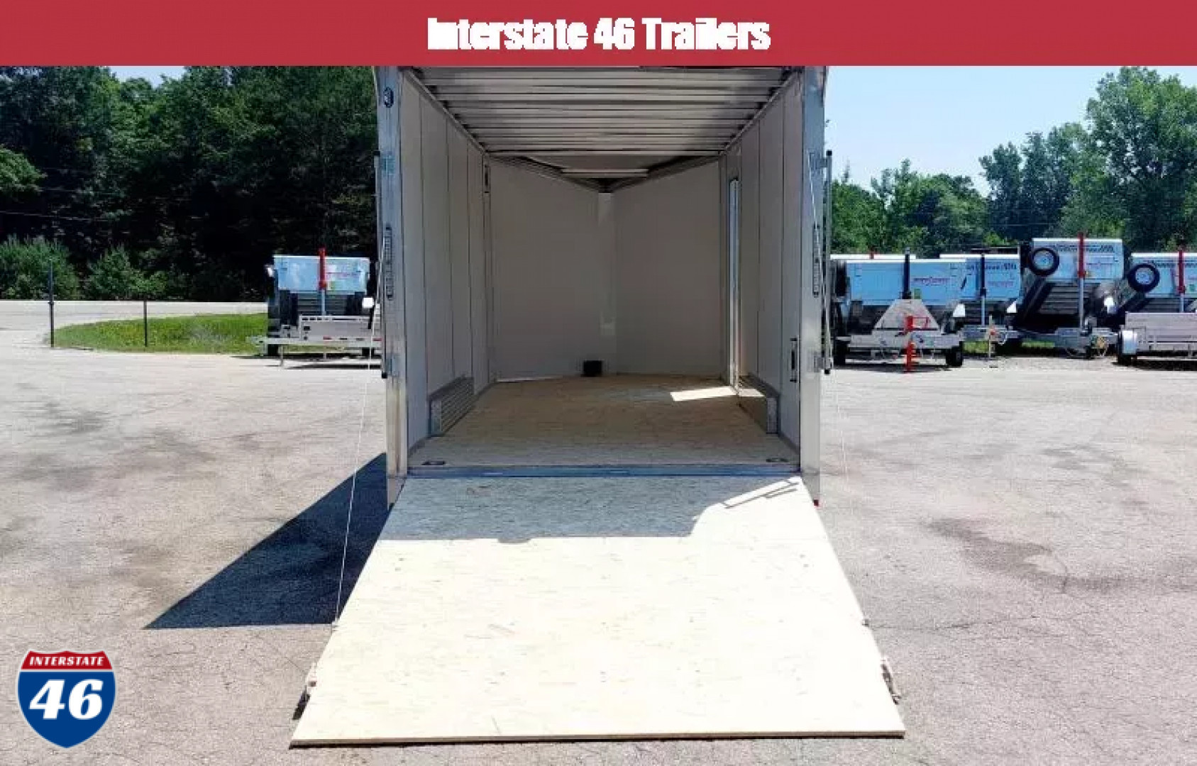 New 7.5 X 18 CARGO ENCLOSED ALL ALUMINUM 2025 TANDEM AXLE POLYCOR EXTERIOR