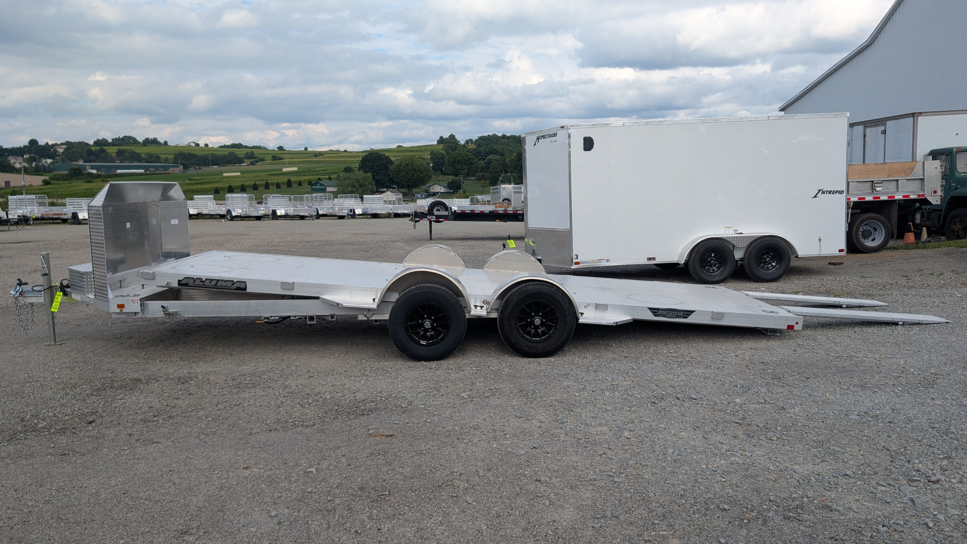 New 2026 Aluma HD 20' (20" Stationary + 20'5" Tilt) Executive Series LP Tilt Car Hauler w/ 50" Ramps - ZERO DEGREE APPROACH!!!