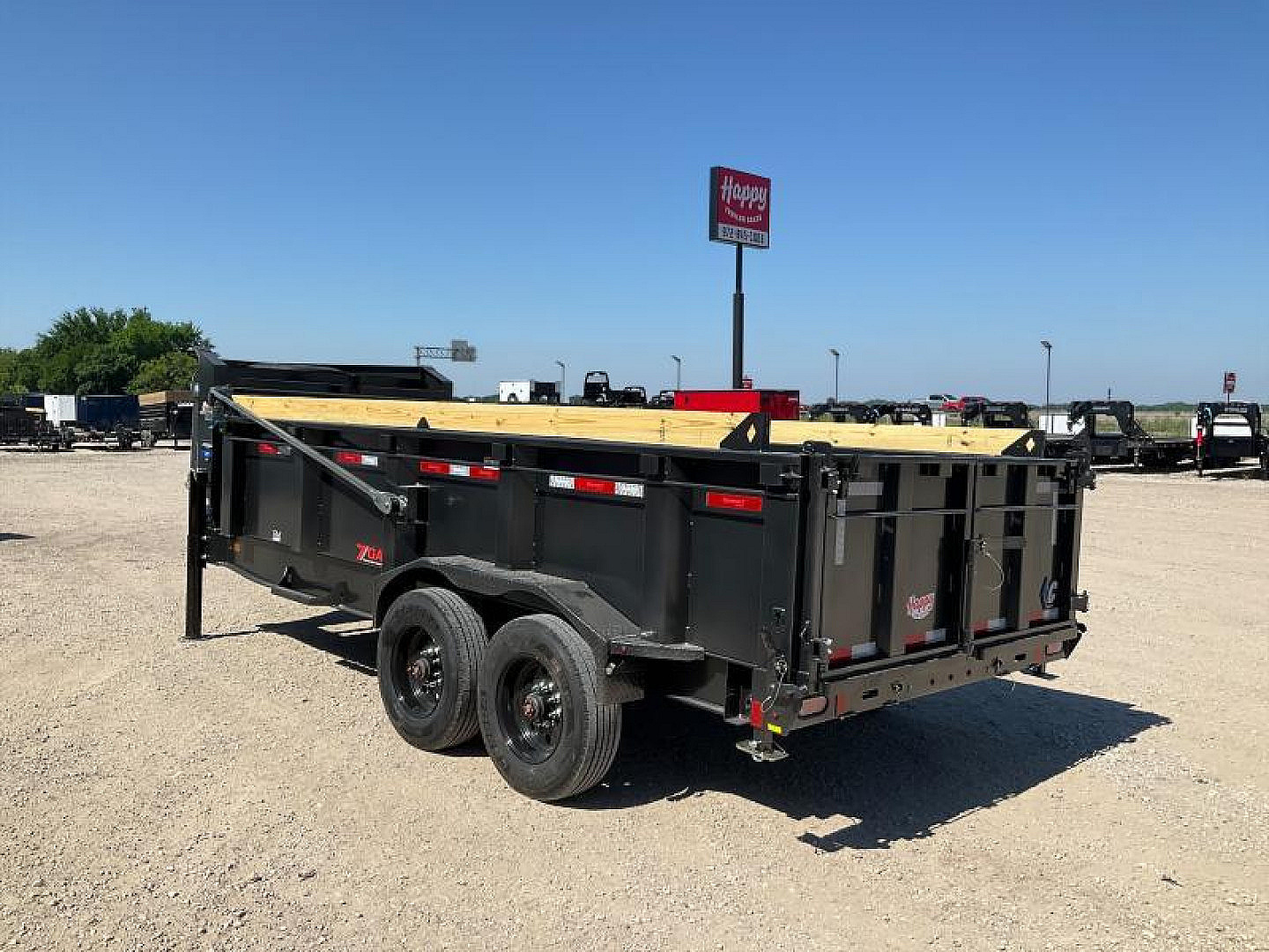 New 2026 Diamond C 82"x16' GN HD Low Profile Telescopic Dump w/ 32" Sides - LPT-GN210 Pacesetter Edition