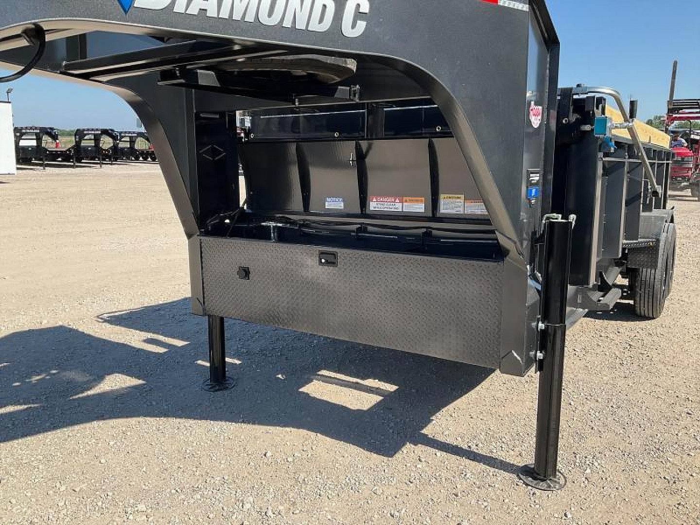 New 2026 Diamond C 82"x16' GN HD Low Profile Telescopic Dump w/ 32" Sides - LPT-GN210 Pacesetter Edition