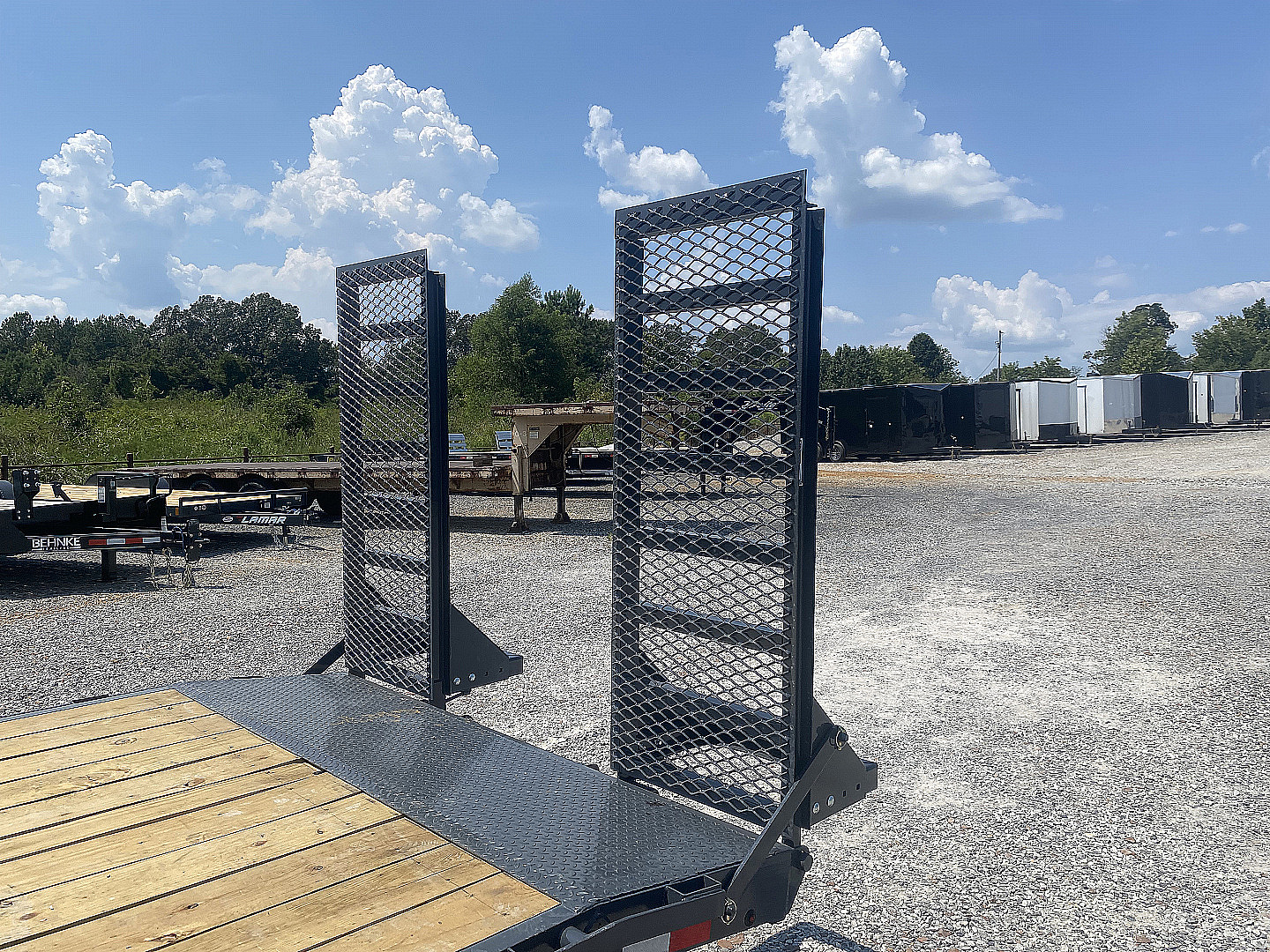 New 2026 Lamar 83"X22' 14K Equipment Trailer