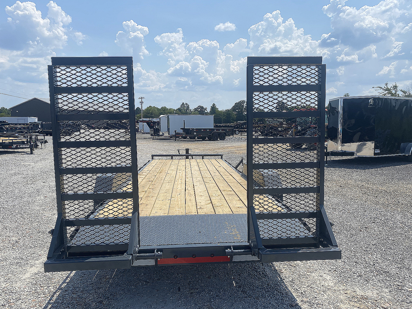 New 2026 Lamar 83"X22' 14K Equipment Trailer