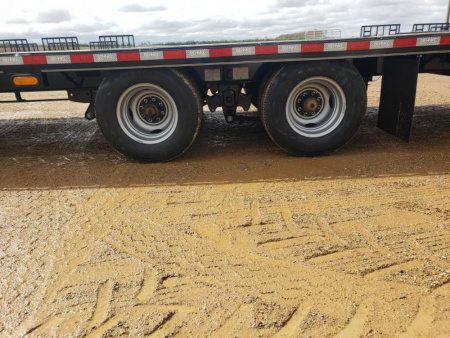 New 2024 Behnke FB8X33GN-24E Flatbed Trailer