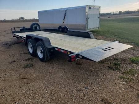 New 2025 Behnke TBCT2216ET Tilt Trailer