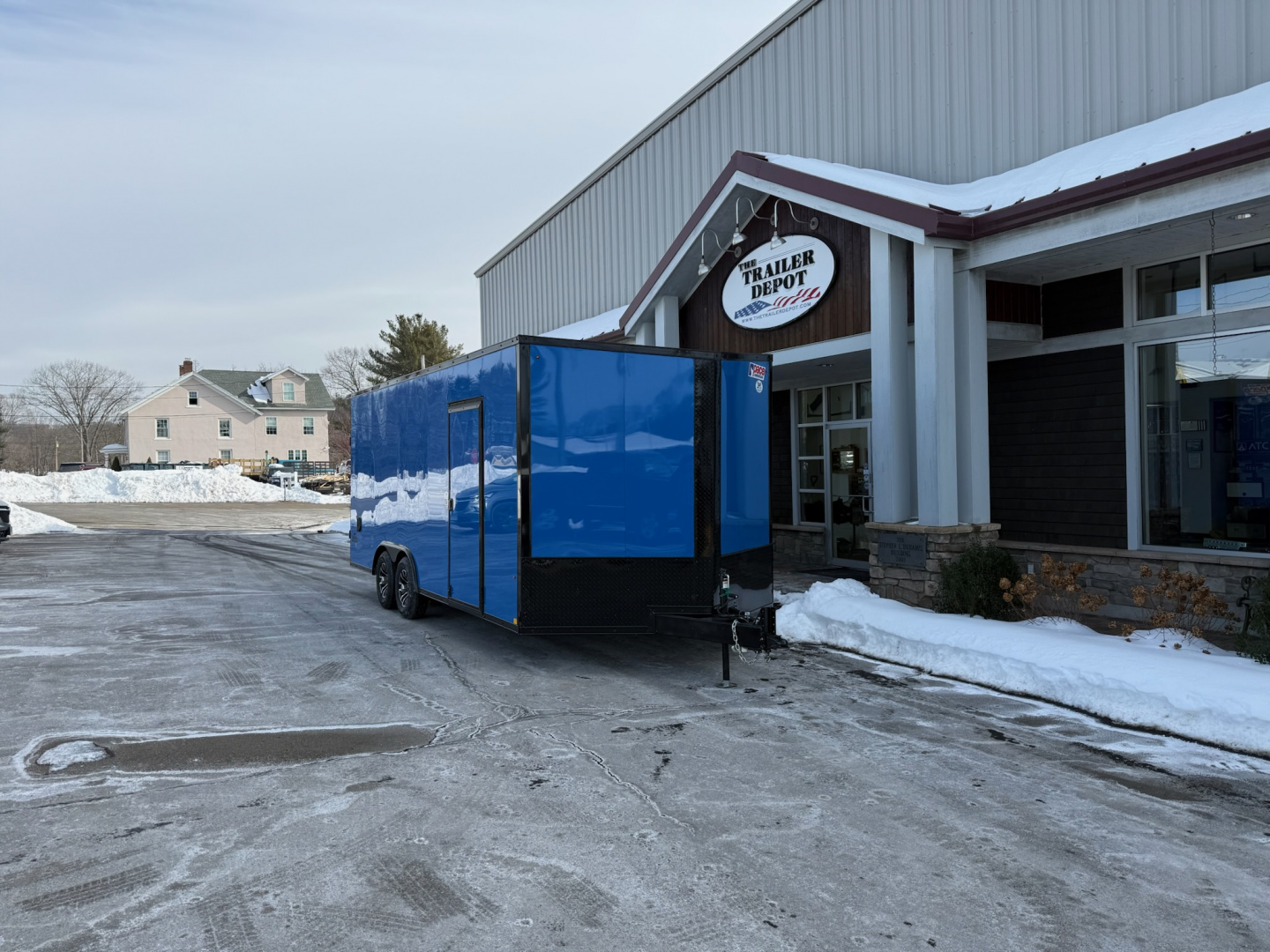 New Pace American 8'6" x 20'+ V-Nose Enclosed Car Hauler 9.9K