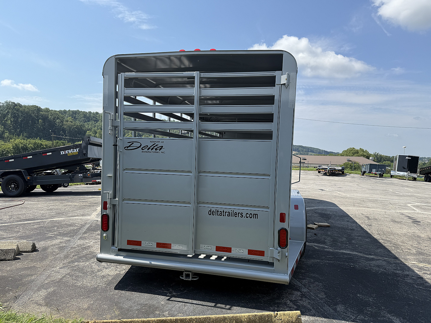 New 2025 Delta Trailers 20' 6'W 6'6 TALL GOOSENECK Stock / Stock Combo Trailer