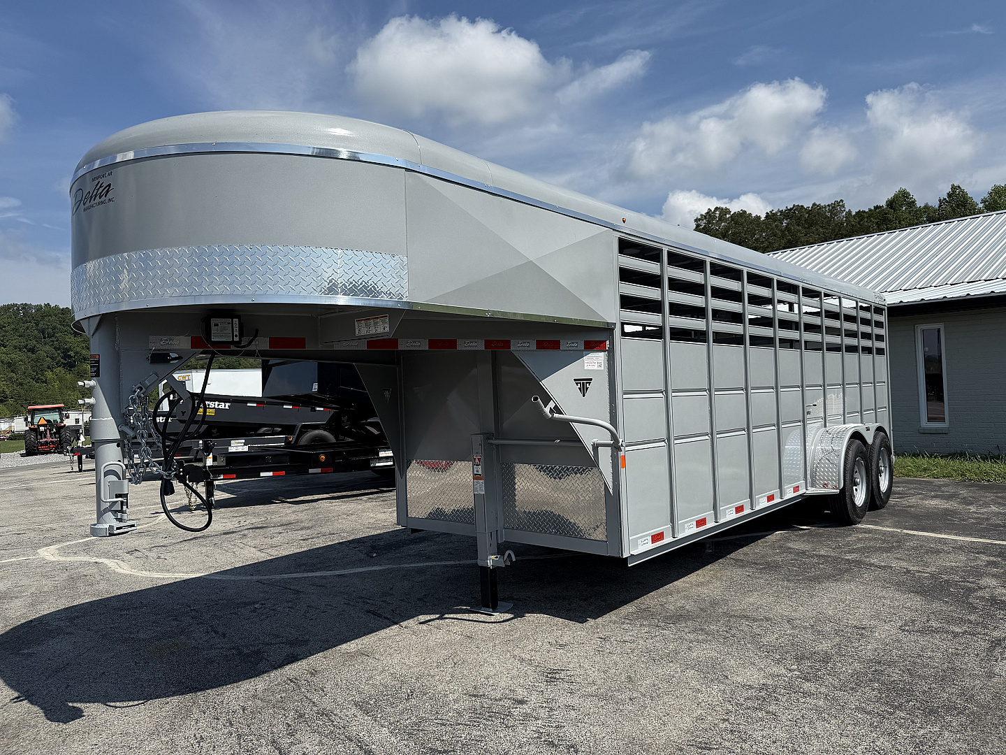 New 2025 Delta Trailers 20' 6'W 6'6 TALL GOOSENECK Stock / Stock Combo Trailer