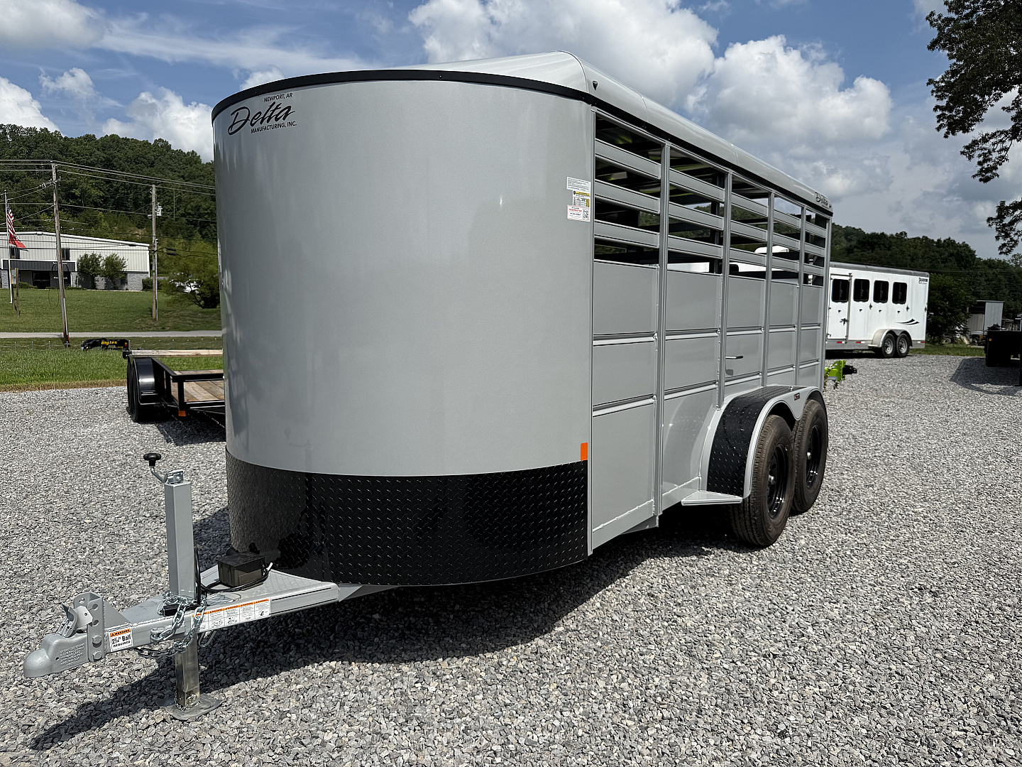 New 2025 Delta Trailers 16' 6W 6'6' Stock / Stock Combo Trailer