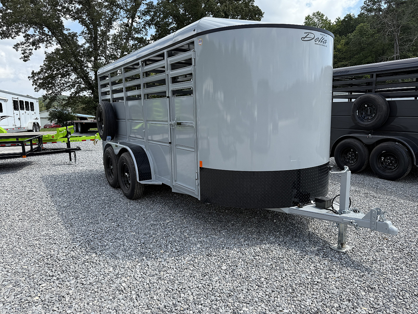 New 2025 Delta Trailers 16' 6W 6'6' Stock / Stock Combo Trailer