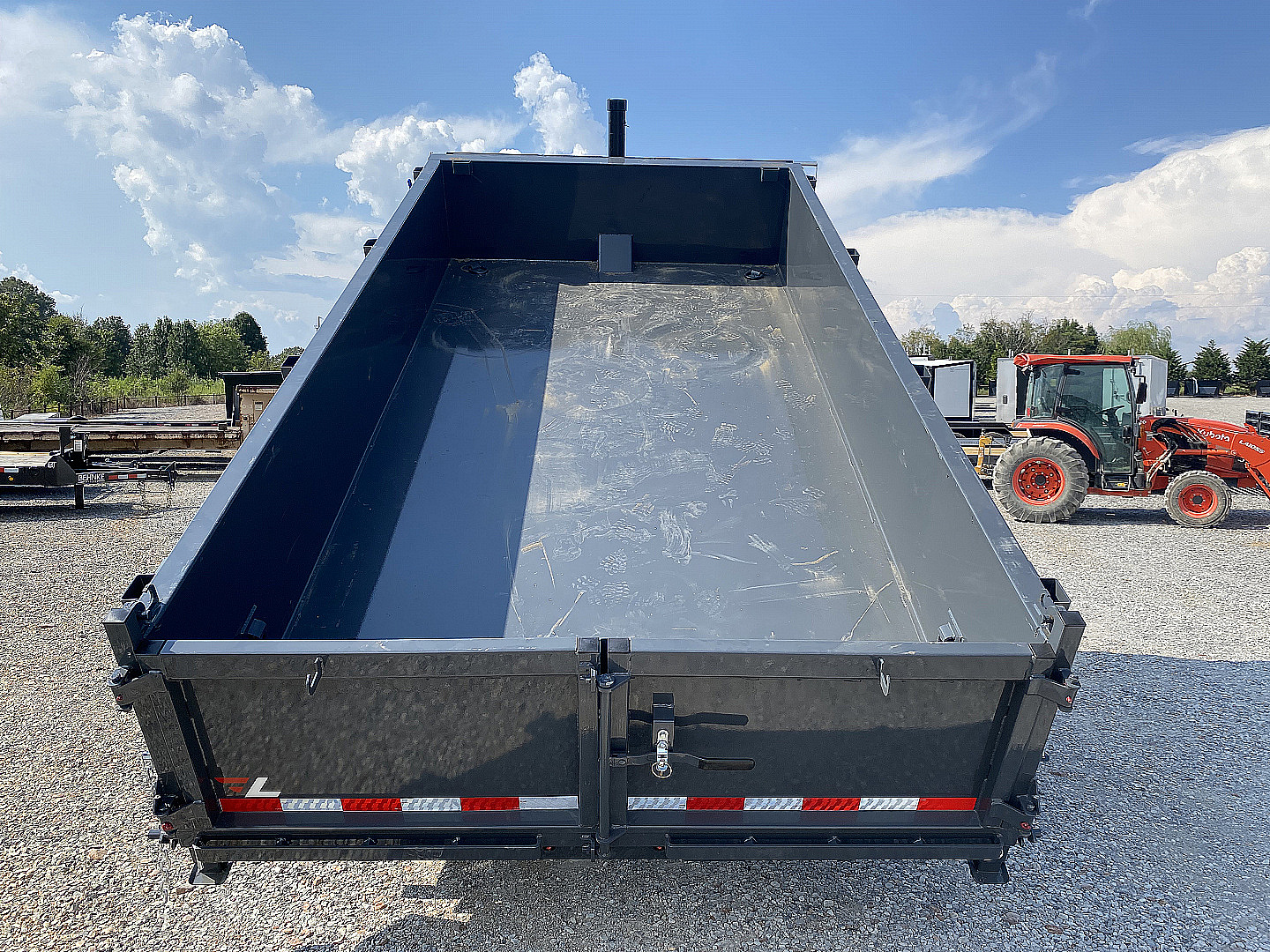 New 2026 Lamar 83" x 14' 14k Telescopic Dump Trailer