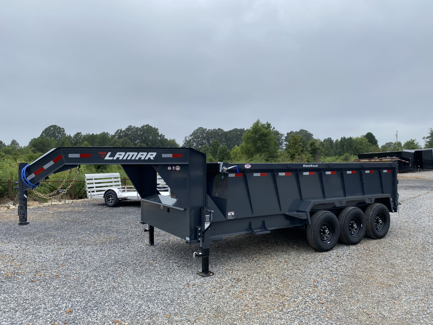 New 2026 Lamar 83" x 16' 21K Telescopic Dump Trailer