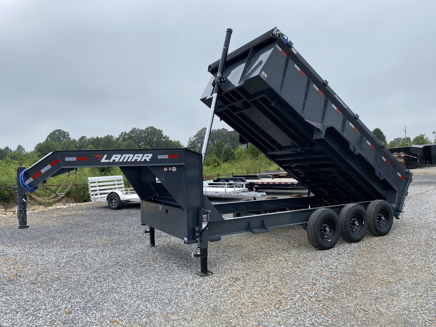 New 2026 Lamar 83" x 16' 21K Telescopic Dump Trailer