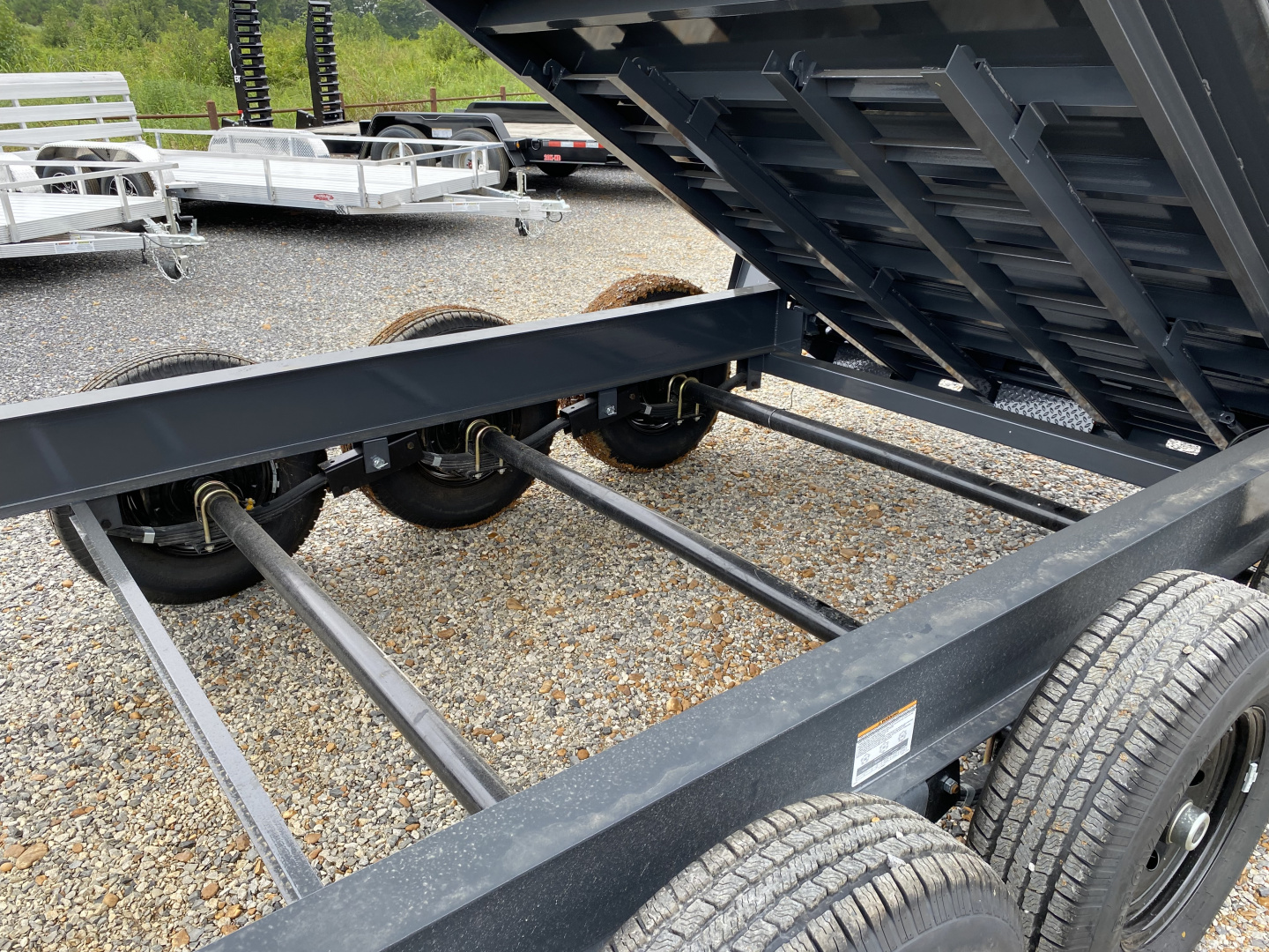 New 2026 Lamar 83" x 16' 21K Telescopic Dump Trailer