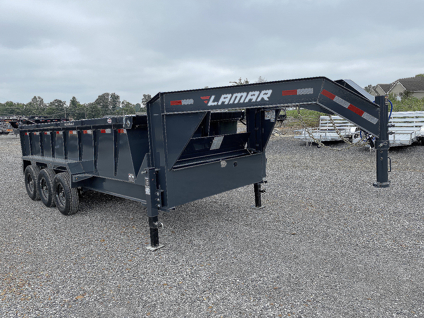New 2026 Lamar 83" x 16' 21K Telescopic Dump Trailer
