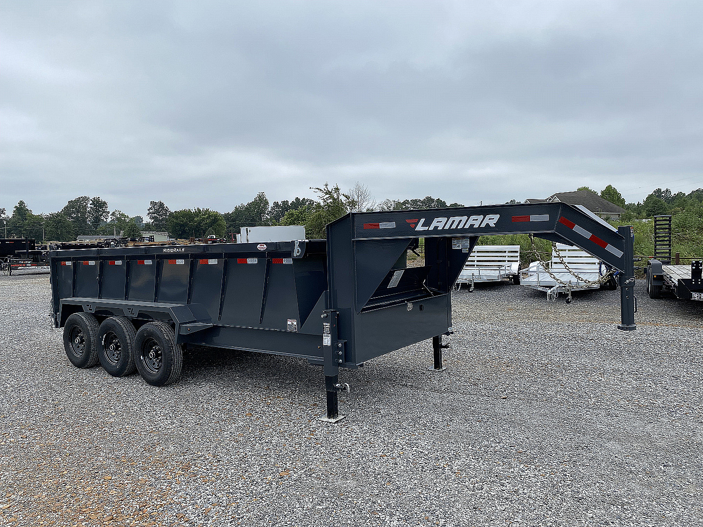 New 2026 Lamar 83" x 16' 21K Telescopic Dump Trailer