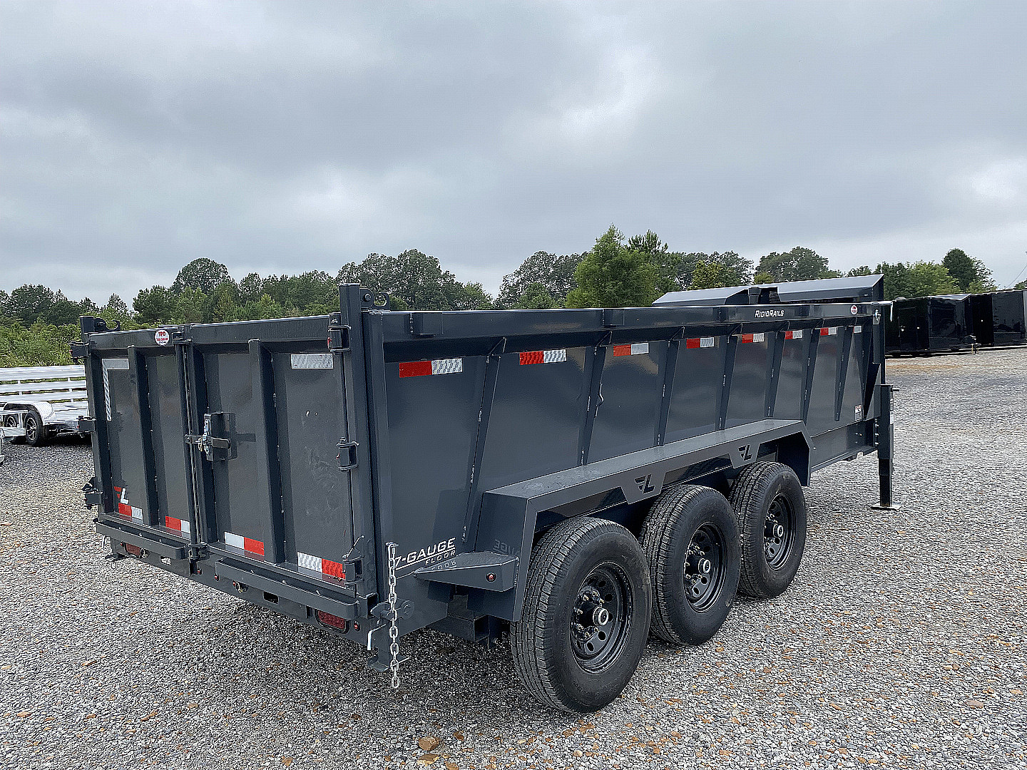 New 2026 Lamar 83" x 16' 21K Telescopic Dump Trailer