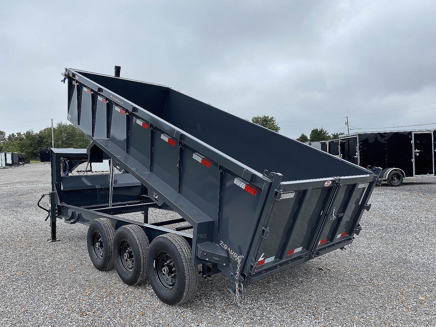 New 2026 Lamar 83" x 16' 21K Telescopic Dump Trailer