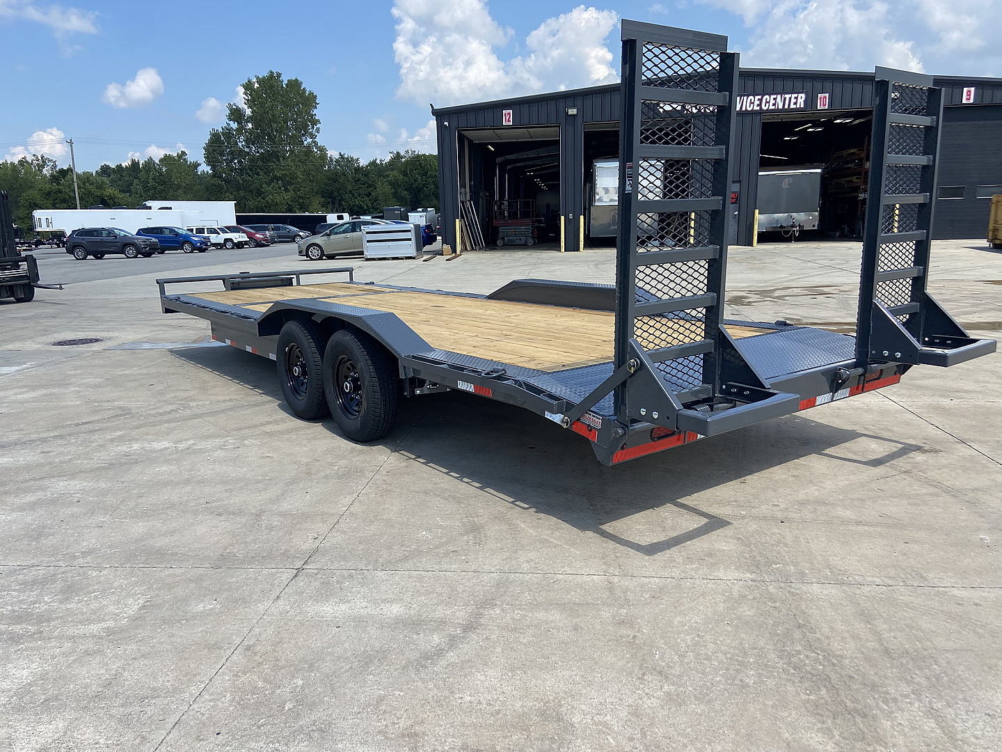 New Lamar 24' Equipment Trailer