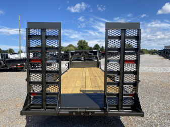 New 2026 MAXXD 83"x22' 15.6k Gooseneck Equipment Trailer
