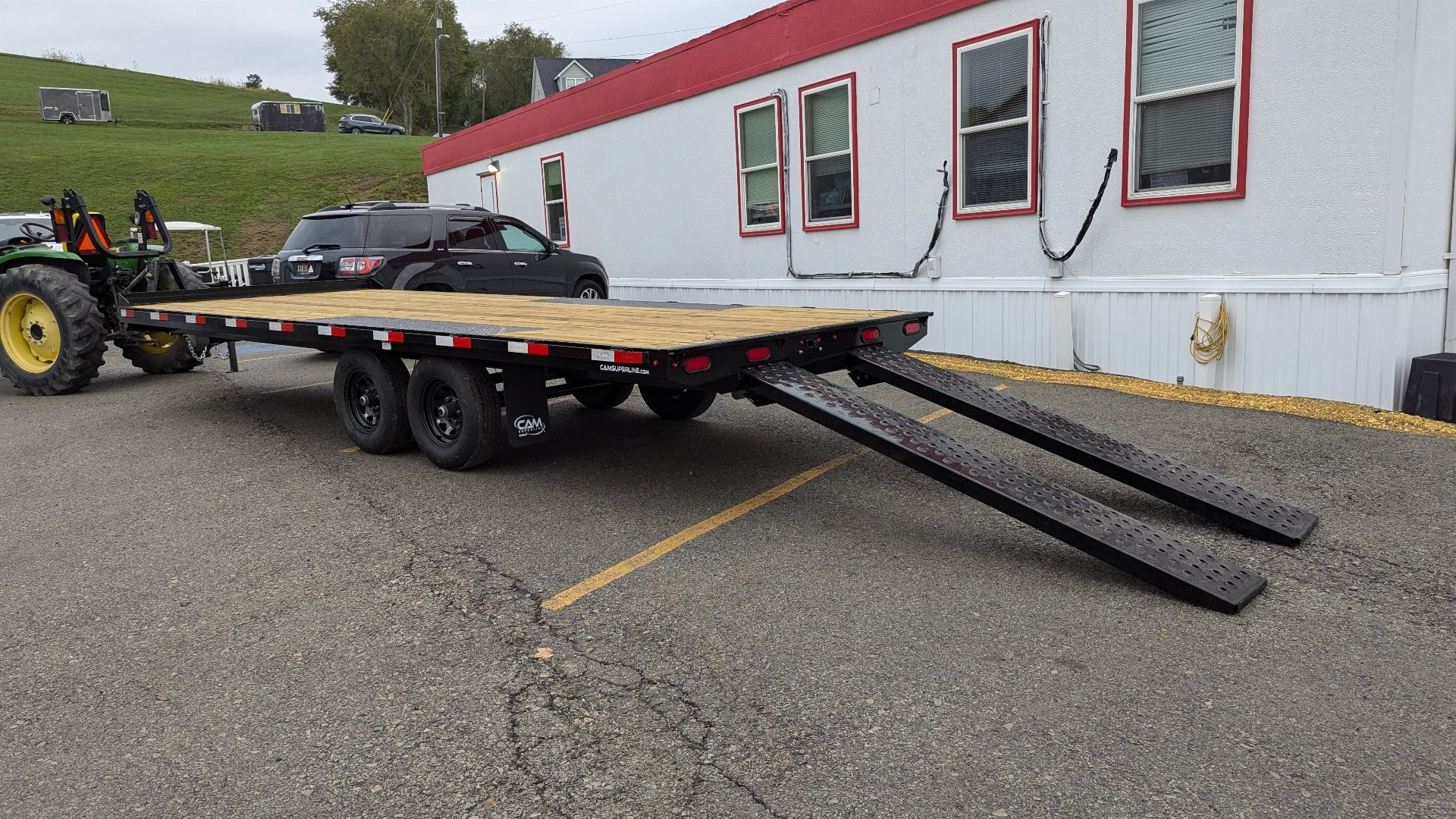 New 2026 CAM Superline 20' General Duty Flat Deck Deckover w/ 8' Underbody Ramps