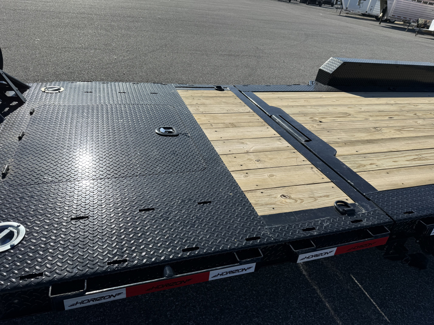 New 2026 Horizon Trailers ETZ 22'X83" TILT-8K AXLES Equipment Trailer