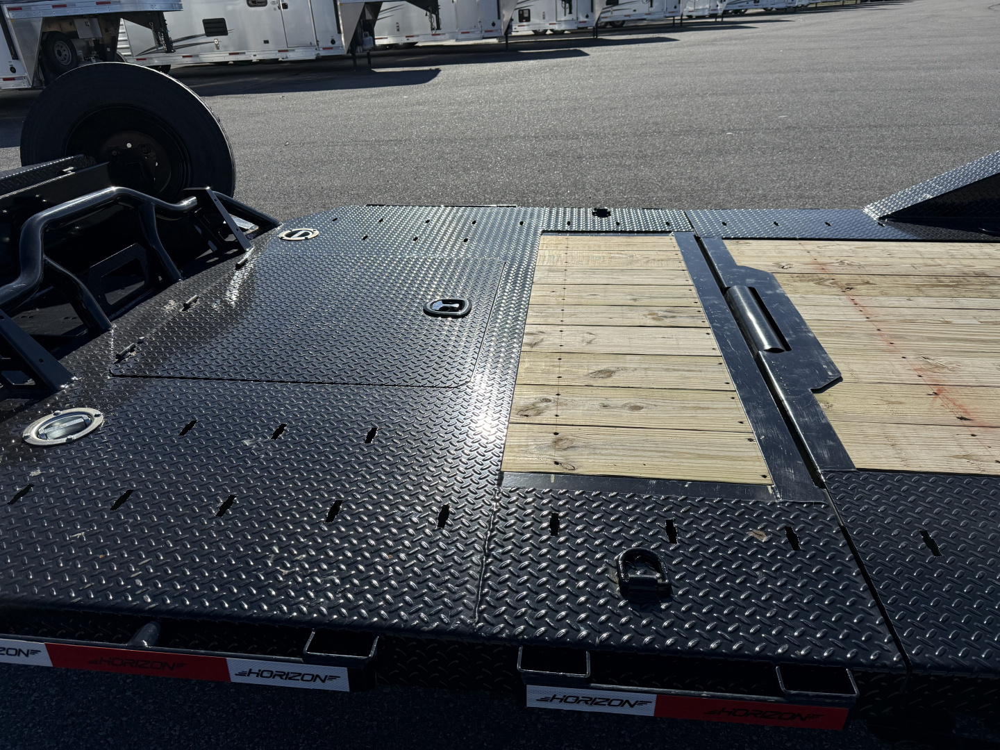 New 2026 Horizon Trailers HET 22'X102" TILT-10K AXLES Equipment Trailer