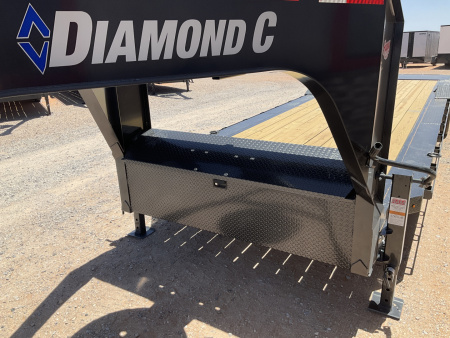 New 2026 Diamond C 102"x30' GN Extreme Duty Equipment Trailer - LPX-GN210