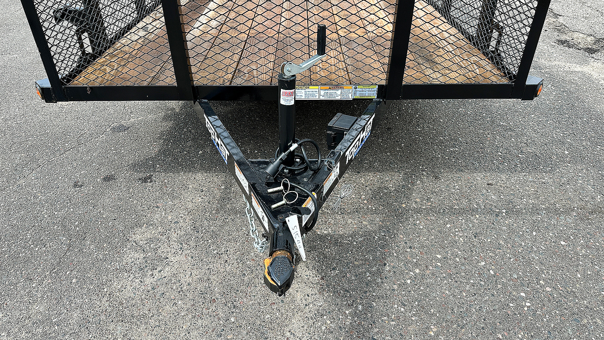 New Top Quality Top Hat 20x83 Landscape Trailer