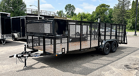 New Top Quality Top Hat 20x83 Landscape Trailer