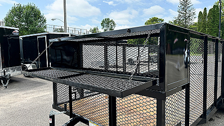 New Top Quality Top Hat 20x83 Landscape Trailer