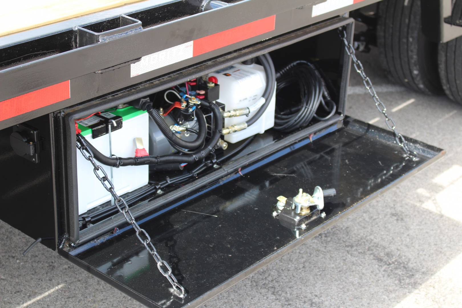 New 2025 Moritz FDGH Hydraulic Tail 34' GOOSENECK Deckover Flatbed ...