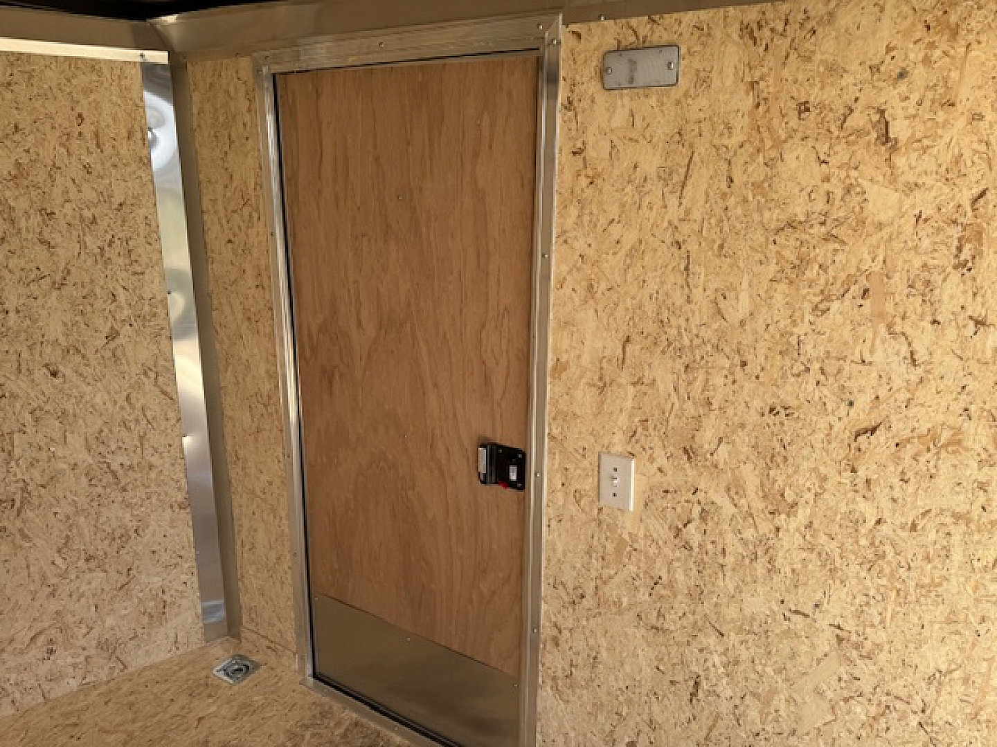 New 2026 Look Trailers 6x10 ST DLX- +6" TALLER--Silver