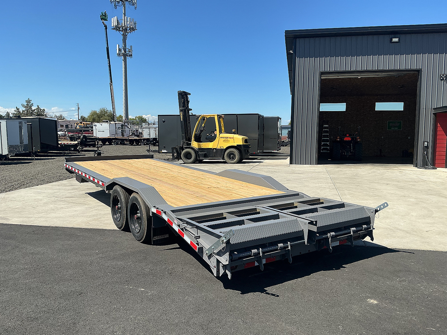 New 8.5x24 TA 17.6K Midsota Equipment